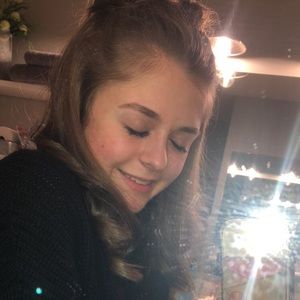 Meet your Posher, Avalin